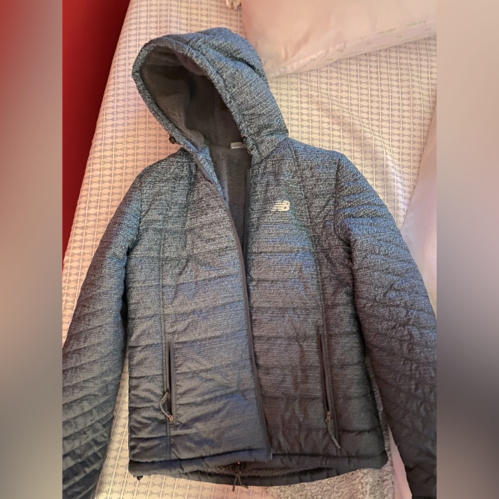 New Balance Womens Puffy Winter Snow Jacket Size Medium